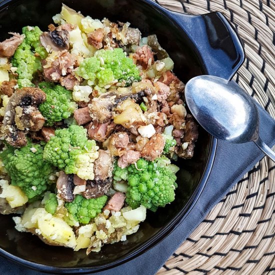 Romanesco, Quinoa, Pine-Nut and Raisin Salad