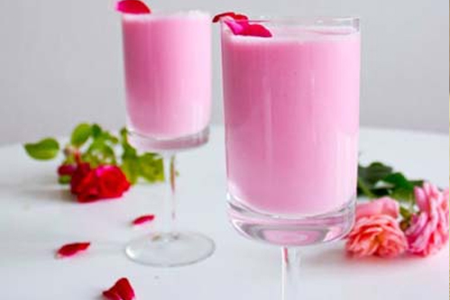 Sweet-Rose-Lassi